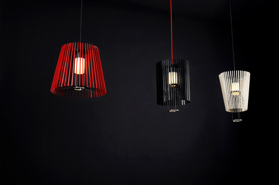 Kotori HG Pendant light large - Red | Lámparas de suspensión | Hiyoshiya
