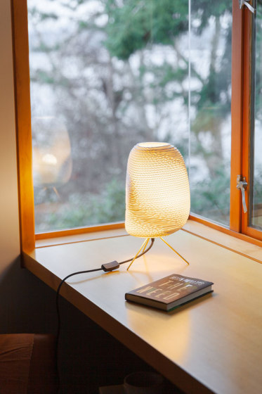 Ebey Table Lamp Natural | Lámparas de sobremesa | Graypants