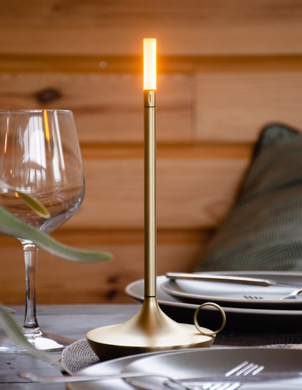 Wick Graphite Rechargable Table Light, USB-C | Lámparas de sobremesa | Graypants