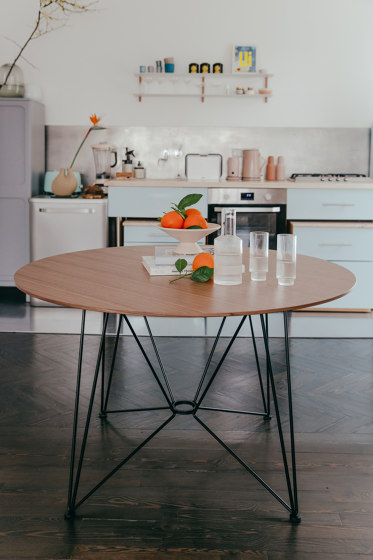 Ring Table Walnut | Tables de repas | Acapulco Design