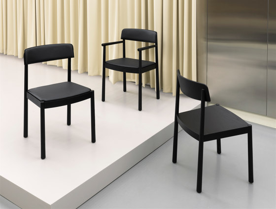 Timb Lounge Armchair, Black | Fauteuils | Normann Copenhagen