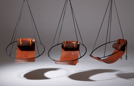 Sling Hanging Chair - Debossed Leather Geometrics | Schaukeln | Studio Stirling