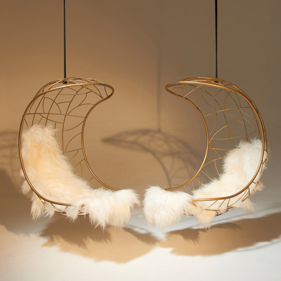 Lucky Bean Hanging Chair Swing Seat Gold | Balancelles | Studio Stirling