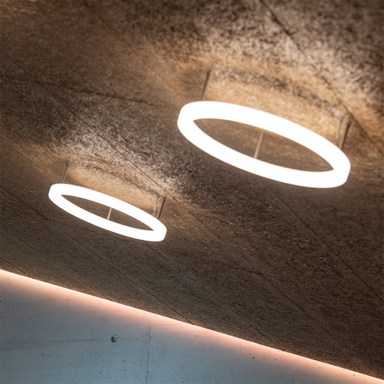 Luminaire LED en forme d'anneau TheO 750 lampe à suspension | Suspensions | leuchtstoff
