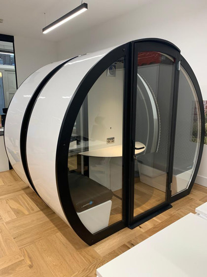 8 Person Part Enclosed Meeting Pod with Glass Back Panel | Sound absorbing architectural systems | The Meeting Pod