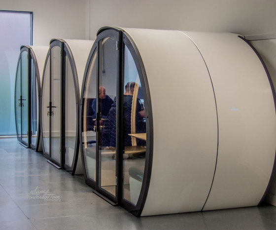 8 Person Open Meeting Pod | Sound absorbing architectural systems | The Meeting Pod