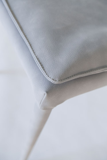 Mavi Chair | Sillas | Riflessi
