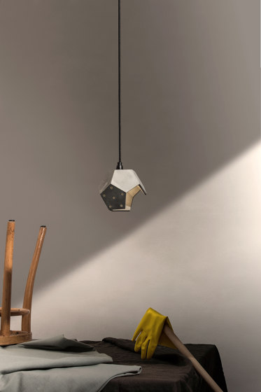Basic Twelve Trio Pendant | Lámparas de suspensión | Plato Design