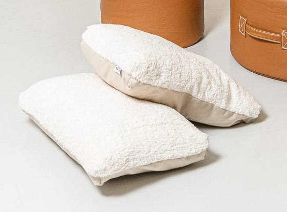 Tube Cushion Beige Wool | Cojines | Trimm Copenhagen