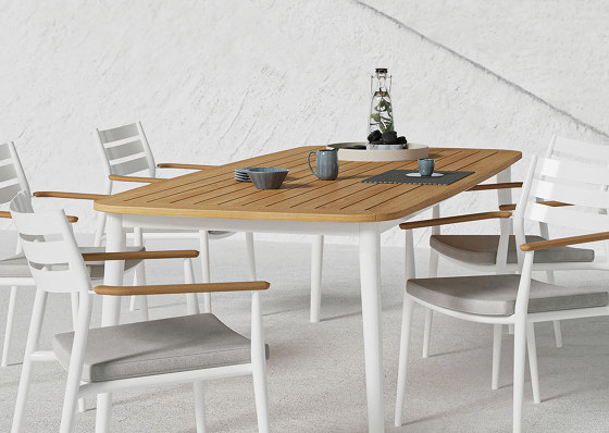 Charlie Dining Table | Dining tables | solpuri