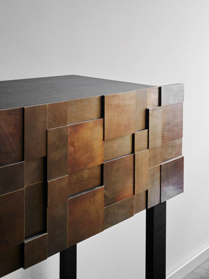Shape 12 Closet wall-mounted | Cabinets | Christine Kröncke
