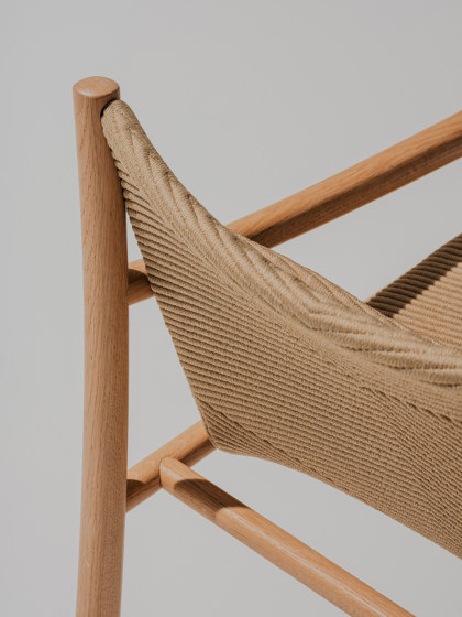Kata | Armchair 4 wood legs, Outdoor | Armchairs | Arper
