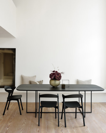 Arc | Teak Black side table - varnished | Tavolini alti | Ethnicraft