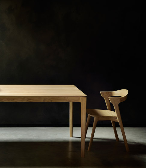 Bok | Oak black dining table - varnished | Mesas comedor | Ethnicraft