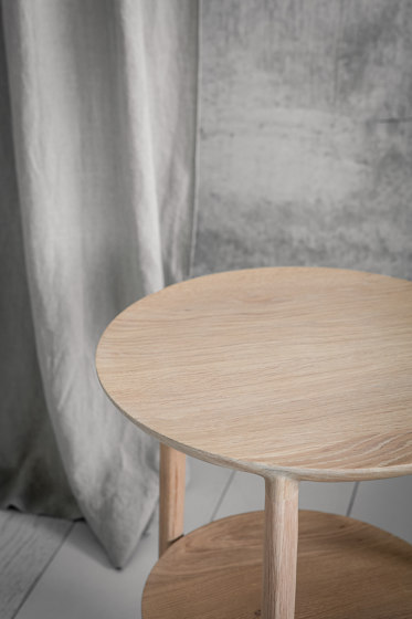 Bok | Oak black dining table - varnished | Mesas comedor | Ethnicraft