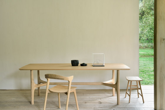 Nexus | Oak dining table | Dining tables | Ethnicraft
