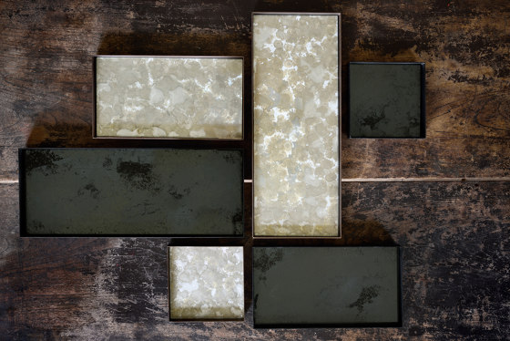 Organic tray collection | Teal Organic glass valet tray - metal rim - hexagon - L | Vassoi | Ethnicraft
