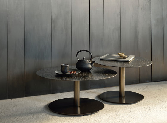 Sphere | Coffee table - umber | Tables basses | Ethnicraft