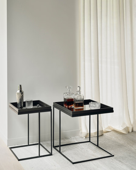 Tray tables | Round tray side table set - S/L (trays not included) | Tavolini impilabili | Ethnicraft