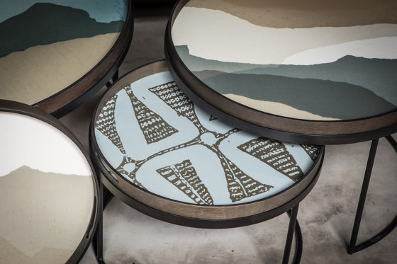Wabi Sabi tray collection | Graphite Wabi Sabi glass tray - round - XL | Vassoi | Ethnicraft