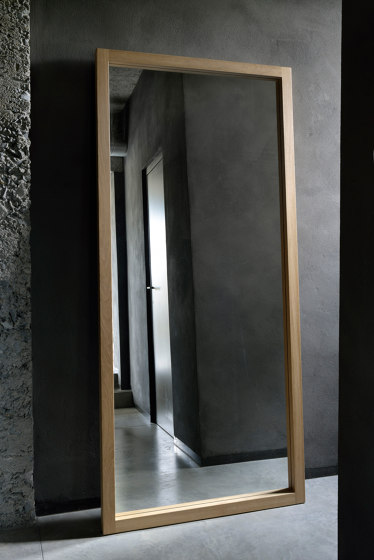Wall decor | Oak black wall shelf - varnished | Étagères | Ethnicraft