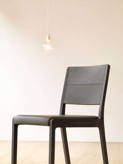 Esse R | Chairs | Crassevig