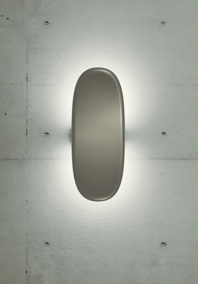 VELA wall lamp | Lámparas de pared | Penta