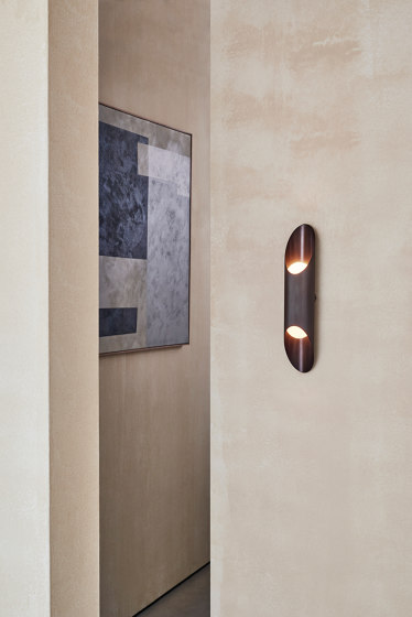 Vector | Wall Light - Bronze | Lampade parete | J. Adams & Co