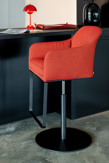 YOUMA CASUAL Counter chair | Sillas de trabajo altas | KFF