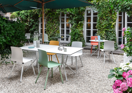 Fiore outdoor table | Tavoli pranzo | Dauphin