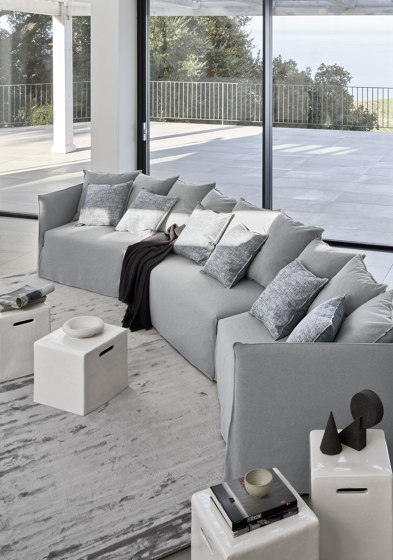 Ghost 34 | Sofas | Gervasoni