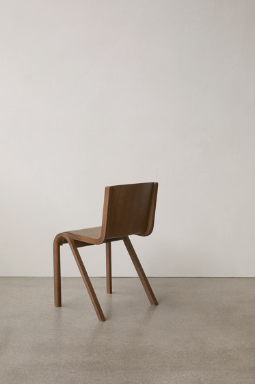 Ready Dining Chair, Front Upholstered | Red Stained Oak / Canvas 356 | Stühle | Audo Copenhagen