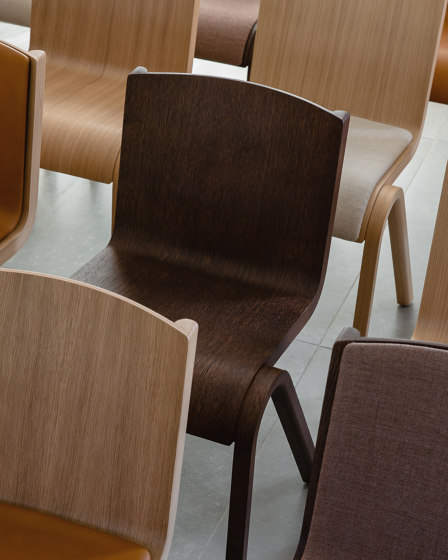 Ready Dining Chair, Seat Upholstered | Natural Oak / Audo Bouclé 02 | Stühle | Audo Copenhagen