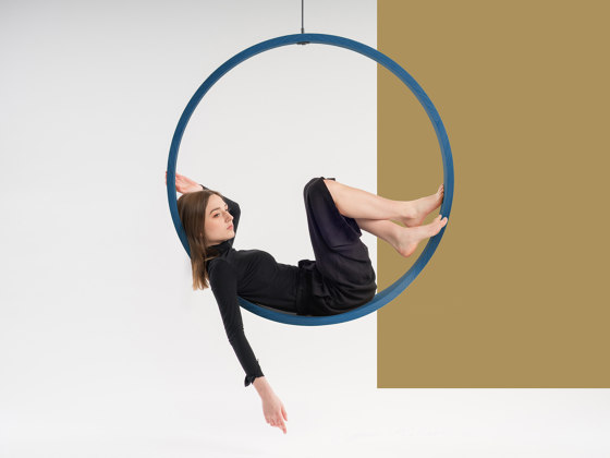 Circleswing N.1 Wooden Hanging Chair Swing Seat - Gold⎥indoor | Balancelles | Iwona Kosicka Design