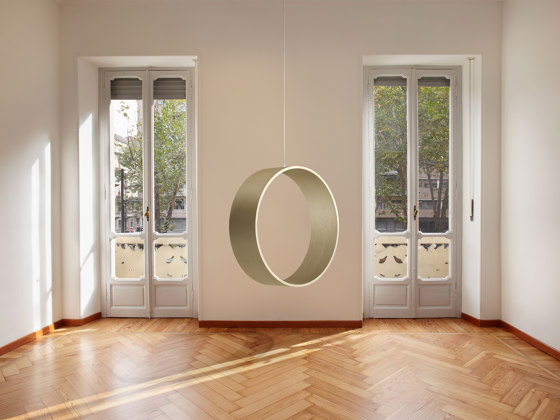 Circleswing N.3 Wooden Hanging Chair Swing Seat - Little White Oak⎥outdoor | Balancelles | Iwona Kosicka Design