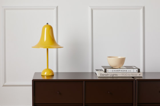 Pantop Table Lamp | Burgundy Ø23 | Lámparas de sobremesa | Verpan