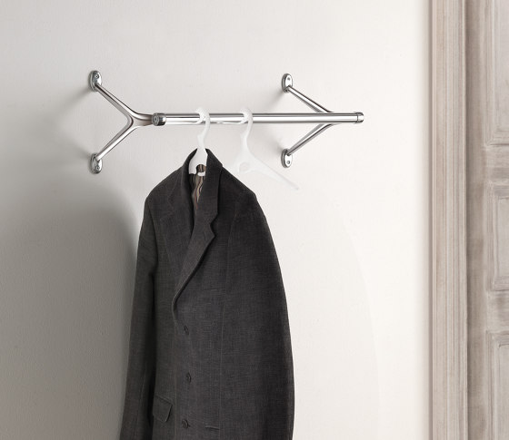 Ometto | Coat hangers | Caimi Brevetti
