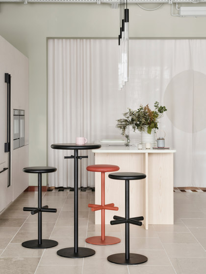 OXO | Bar stools | Blå Station