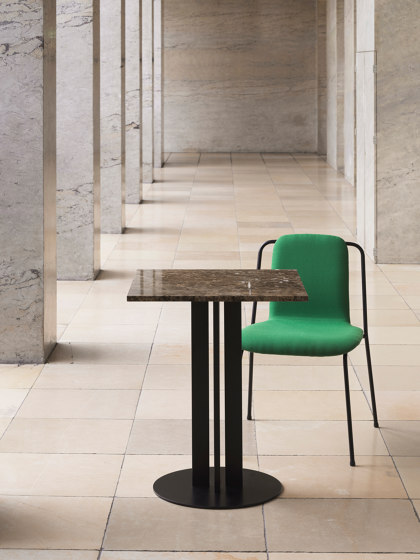 Scala Cafe Table Oak | Tables de bistrot | Normann Copenhagen
