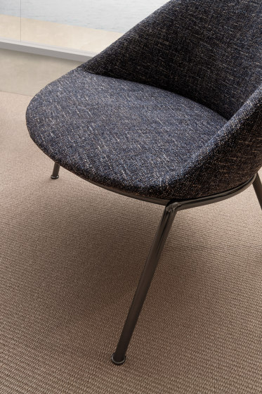 Circa Lounge Chair - Metal base | Chairs | Bensen