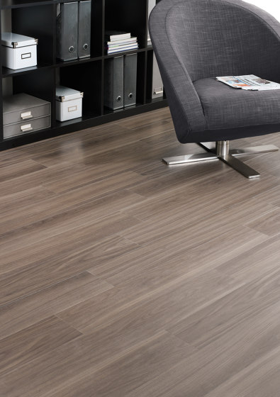 First Woods - 0,3 mm I Rich Walnut | Synthetic tiles | Amtico