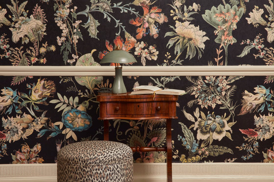 FLORAFANTASIA Wallpaper - Amber | Revestimientos de paredes / papeles pintados | House of Hackney