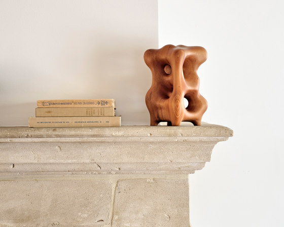 Sculptures | Espresso Block Organic - mahogany | Objetos | Ethnicraft