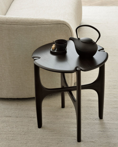 PI | Mahogany dark brown side table - varnished | Side tables | Ethnicraft