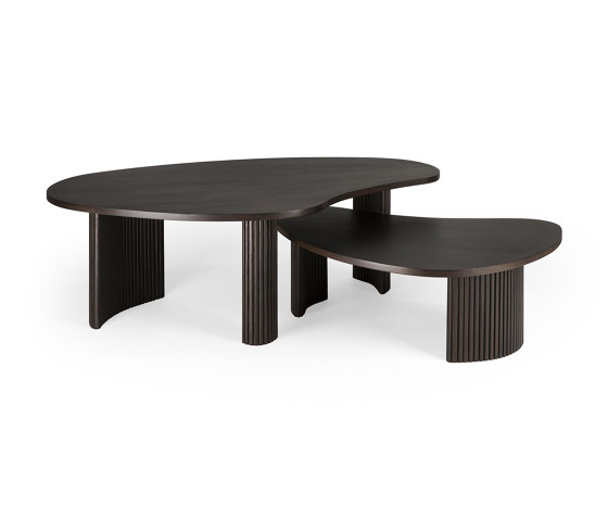 Boomerang | Mahogany dark brown coffee table - varnished | Mesas de centro | Ethnicraft