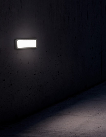 PULSAR Decorative Step Light | Lámparas exteriores empotrables de pared | NOVA LUCE