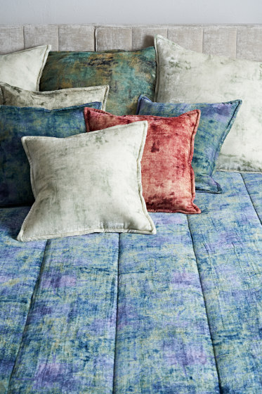 Tiziano Quilted bedspread in patchwork striped velvet | Duvets | Mastro Raphael