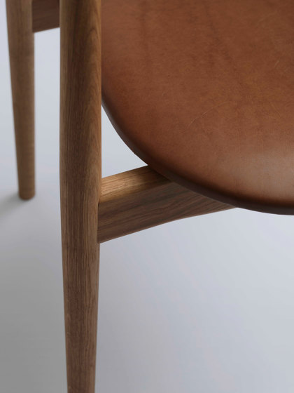 Regatta Chair | Stühle | Ro Collection