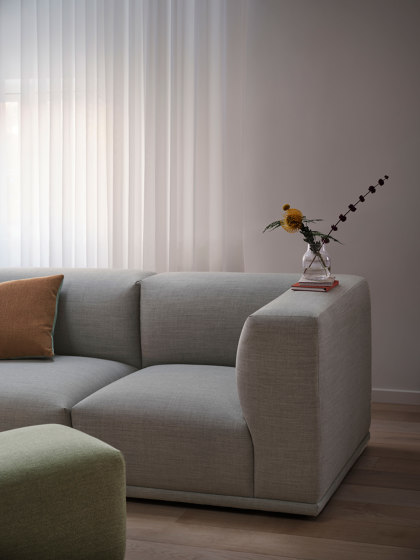 Connect Soft Modular Sofa | Corner (F) - Re-wool 128 | Sofas | Muuto