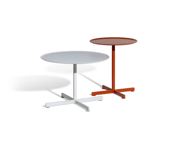Bob Outdoor | Table basse | Tables d'appoint | Poltrona Frau